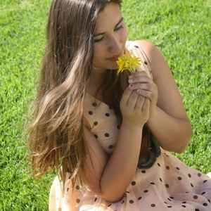 Meet your Posher, Cassandra